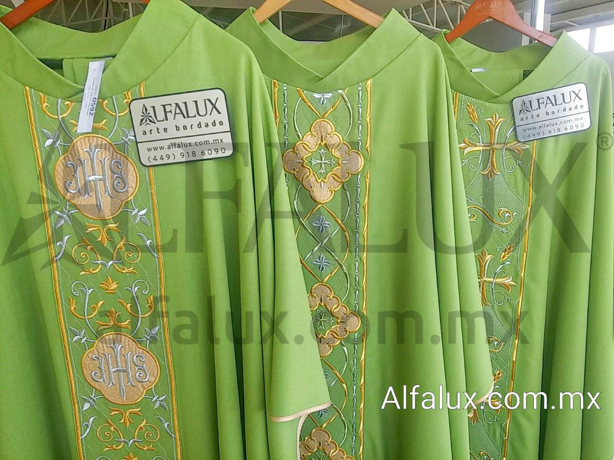 07 JHS 02 ROYAL 11 CATEDRAL Verde Manzana 938